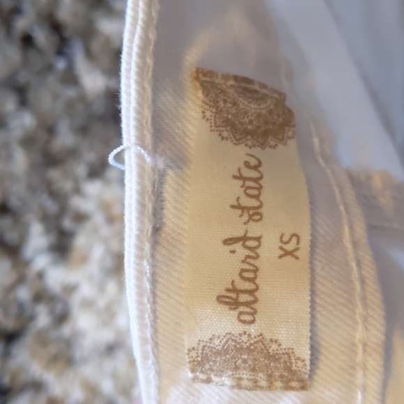 Altar'd State XS floral white jean skirt - Picture 8 of 9